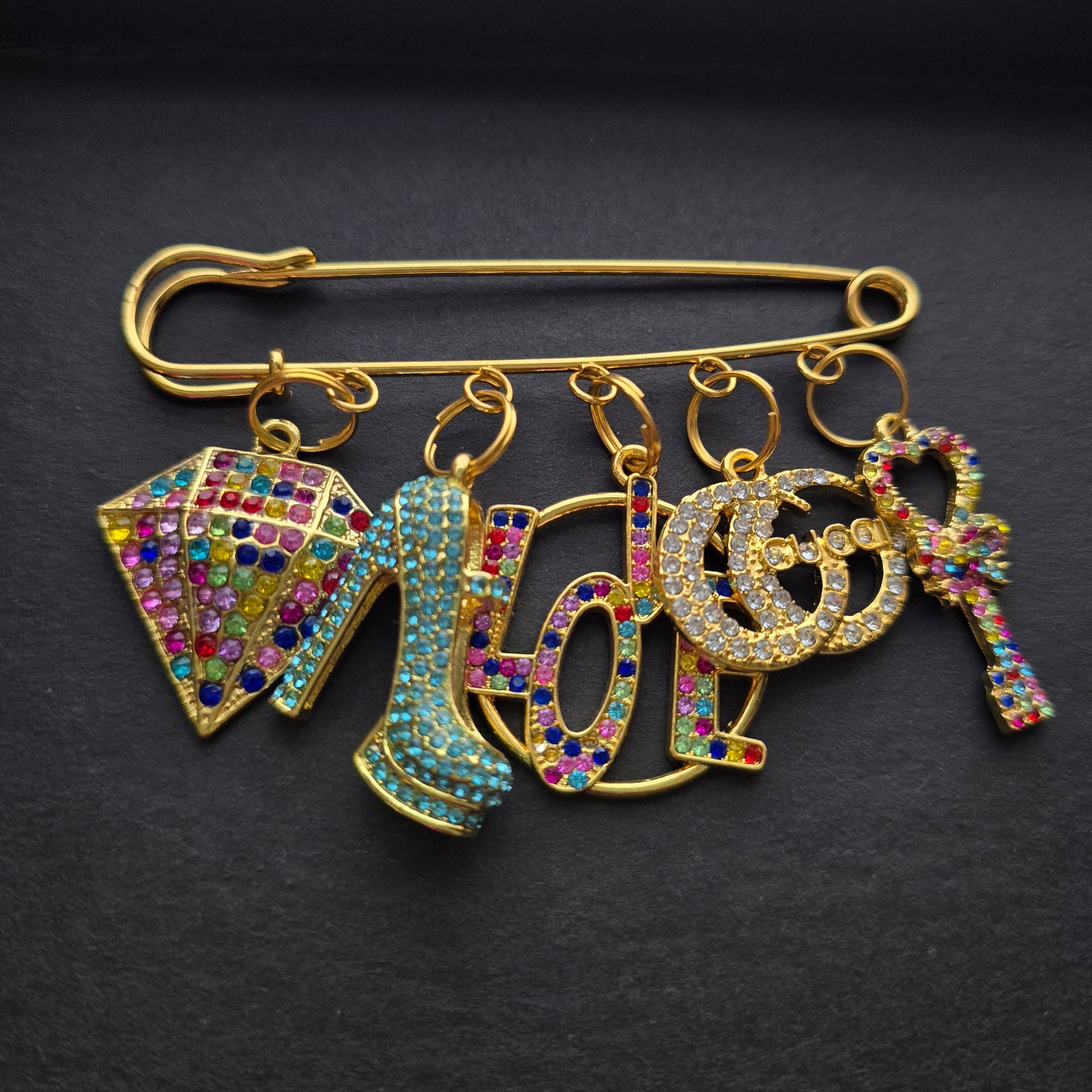 Pinnit Pins